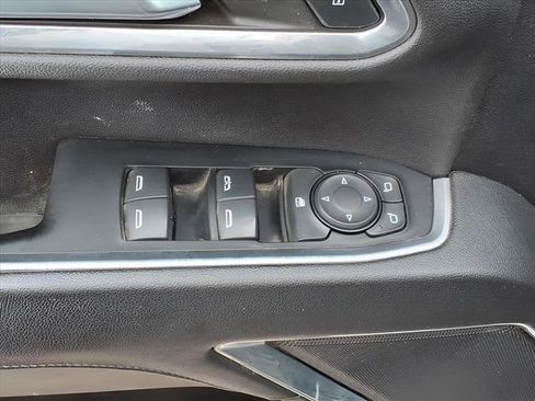 Used 2024 Chevrolet Silverado 2500 LT image 19