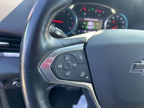 Certified 2023 Chevrolet Traverse RS image 18