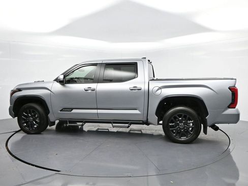 Used 2024 Toyota Tundra Platinum AWD/4WD image 4