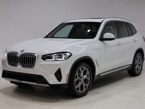 Used 2022 BMW X3 sDrive30i w/ Premium Package RWD image 3