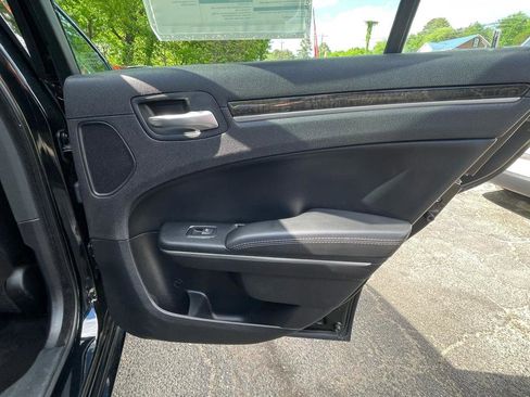 Used 2015 Chrysler 300 C w/ Harman/Kardon Audio Group RWD image 24