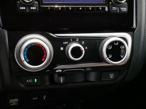 Used 2015 Honda Fit LX image 23