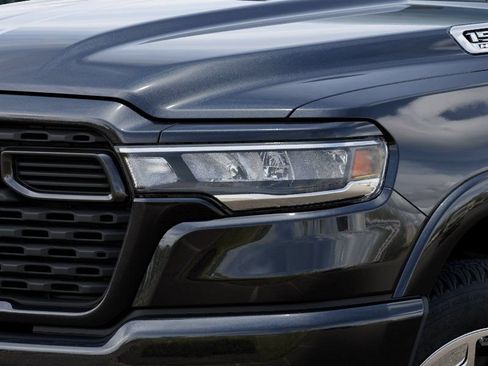 New 2026 RAM 1500 4x4 Crew Cab image 10