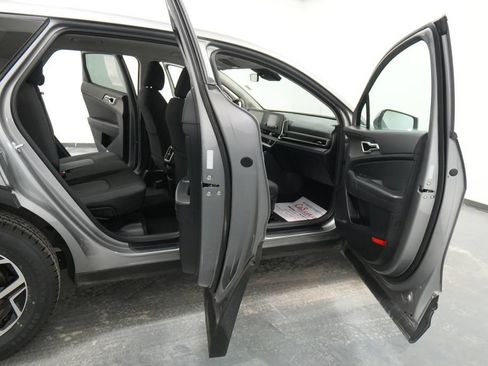 Used 2023 Kia Sportage LX AWD/4WD image 25
