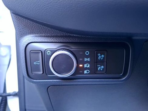 New 2026 Ford Explorer Active AWD/4WD image 17
