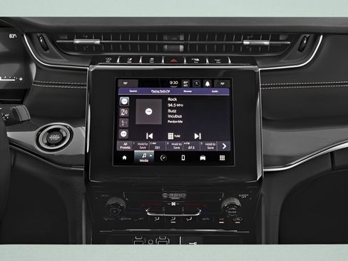 Used 2024 Jeep Grand Cherokee L Laredo image 13