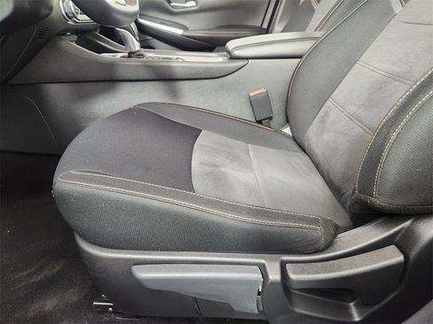 Used 2023 Nissan Sentra SR w/ Trunk Package image 11