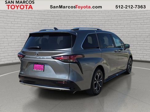 New 2026 Toyota Sienna Platinum AWD/4WD image 5