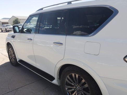 Used 2019 Nissan Armada Platinum w/ Captain's Chairs Package AWD/4WD image 8