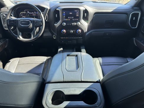 Used 2021 GMC Sierra 1500 Denali w/ Denali Ultimate Package image 16