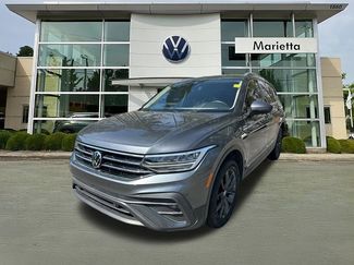 Used 2023 Volkswagen Tiguan SE video 1