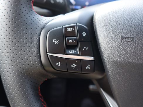 Used 2023 Ford Escape ST-Line Elite image 16