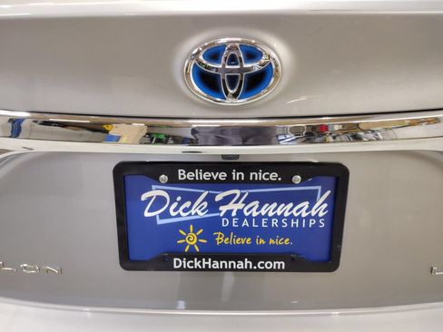 Used 2018 Toyota Avalon Limited w/ Carpet Mat Package FWD image 17