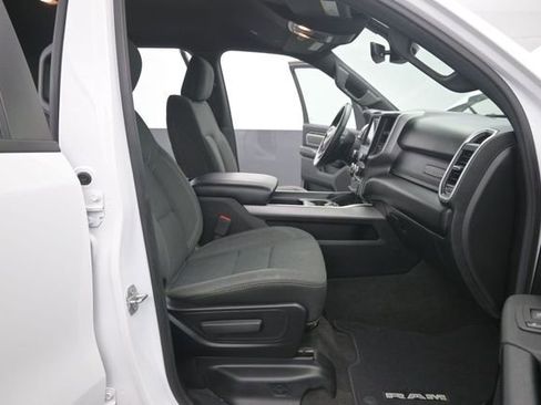 Used 2020 RAM 1500 Big Horn AWD/4WD image 18