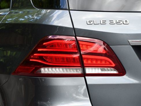 Used 2018 Mercedes-Benz GLE 350 w/ Premium 1 Package image 6