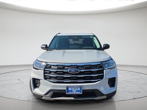 New 2026 Ford Explorer Active AWD/4WD image 8