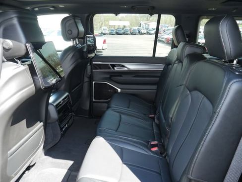 New 2026 Jeep Grand Wagoneer Limited AWD/4WD image 27