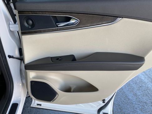 Used 2019 Lincoln Nautilus Reserve FWD image 33