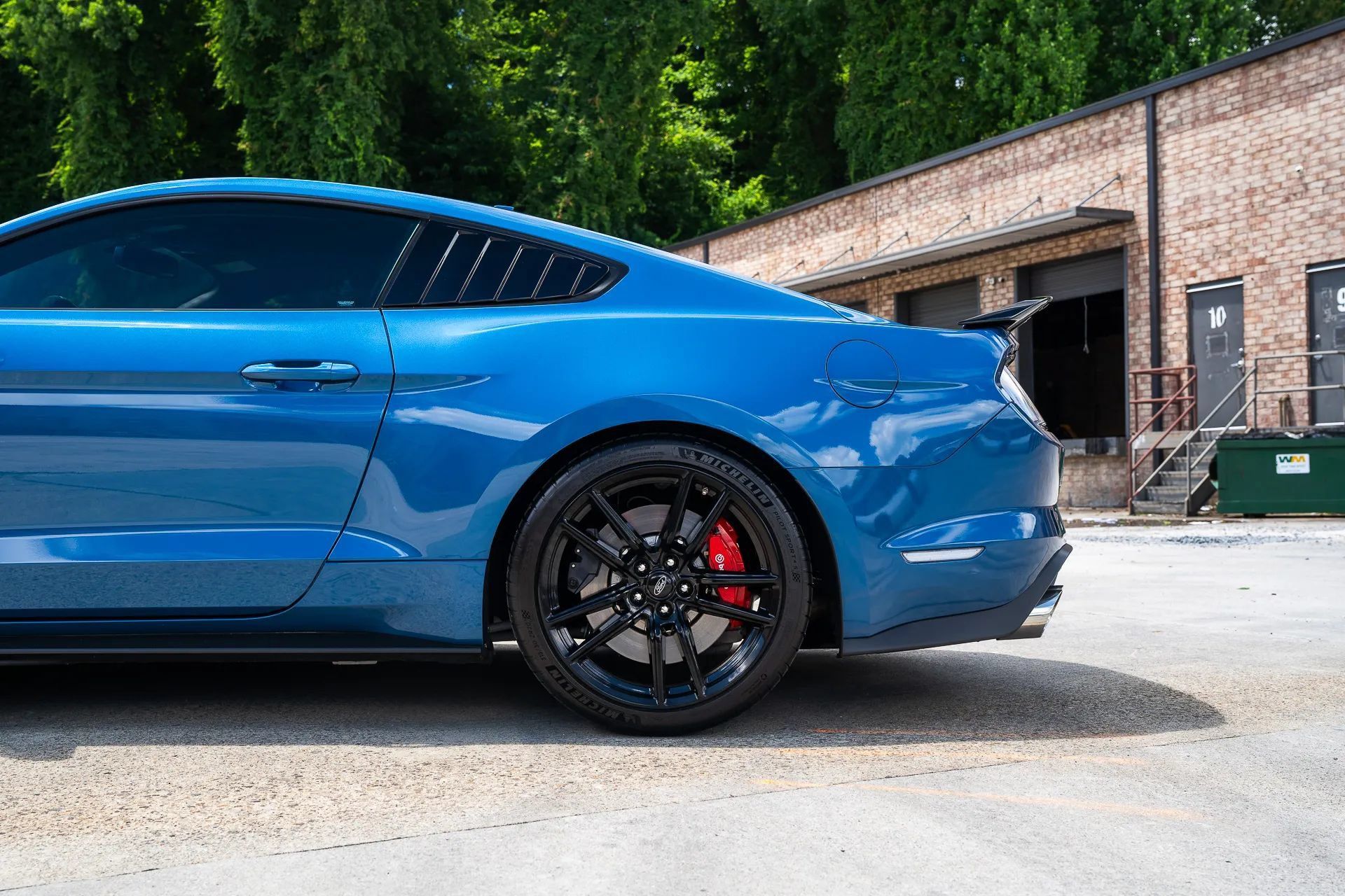 Used 2020 Ford Mustang Shelby GT500 w/ Technology Package RWD image 6