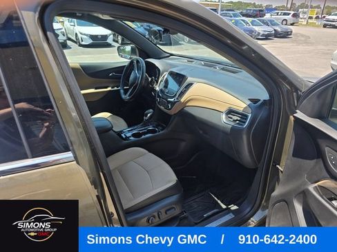 Used 2023 Chevrolet Equinox Premier AWD/4WD image 46