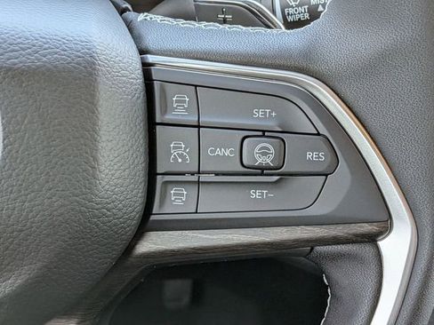 New 2026 Jeep Grand Cherokee Laredo image 20