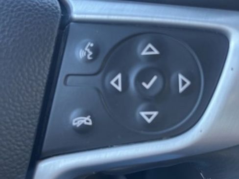 Used 2020 GMC Terrain SLT w/ Preferred Package image 17