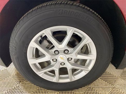 Used 2023 Chevrolet Equinox LT image 22