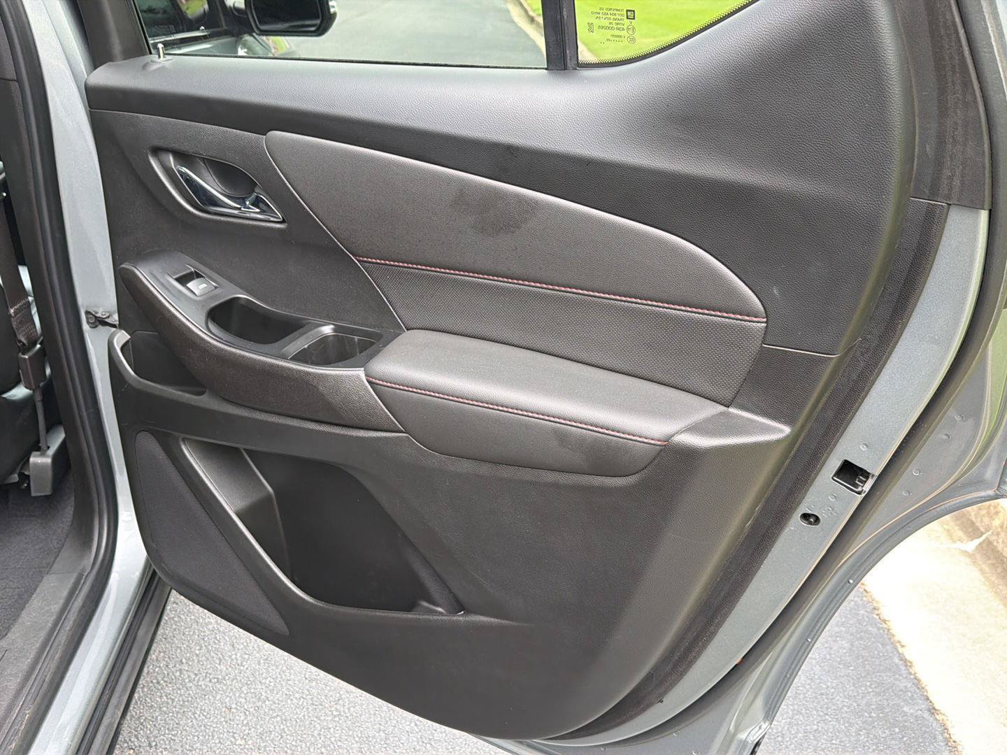 Used 2023 Chevrolet Traverse RS w/ LPO, Floor Liner Package FWD image 15
