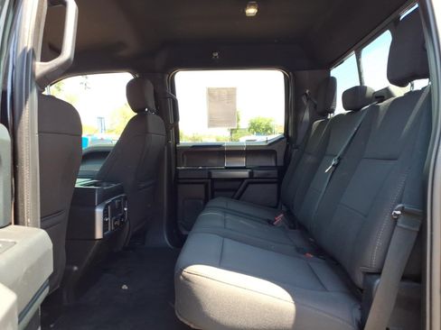 Used 2018 Ford F150 XLT w/ Equipment Group 302A Luxury AWD/4WD image 17