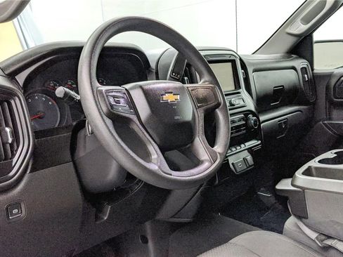 Used 2019 Chevrolet Silverado 1500 Custom w/ Custom Value Package image 16