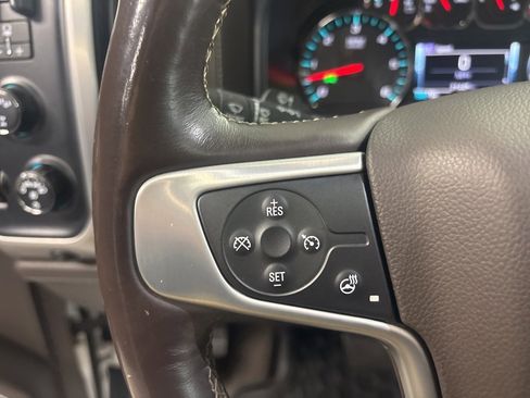 Used 2018 GMC Sierra 1500 SLT w/ SLT Preferred Package image 17
