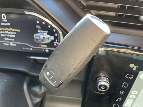 Used 2024 GMC Sierra 2500 AT4 w/ AT4 Premium Plus Package image 22