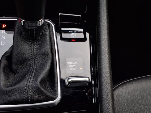 Used 2026 Jeep Compass Latitude image 21