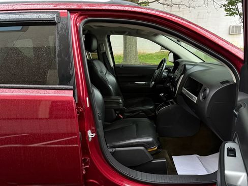 Used 2016 Jeep Compass High Altitude image 24