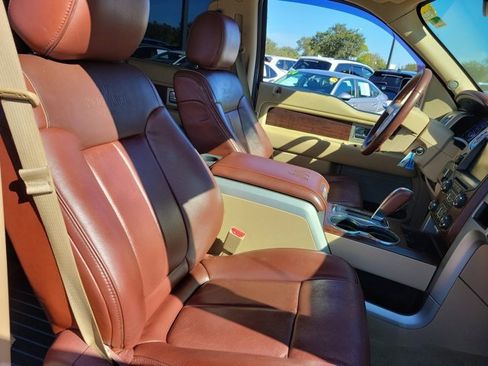 Used 2013 Ford F150 King Ranch w/ King Ranch Luxury Pkg image 6