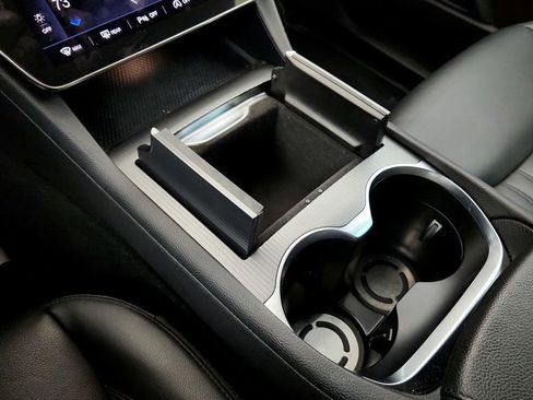 Used 2024 Maserati Grecale GT image 14