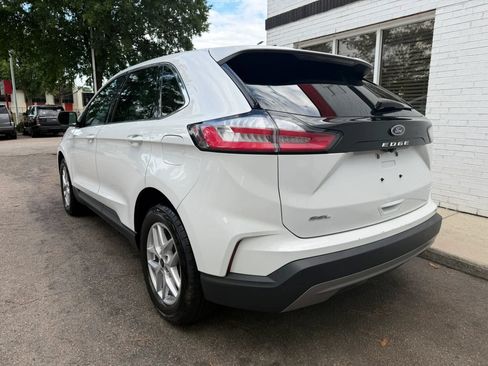 Used 2024 Ford Edge SEL AWD/4WD image 7