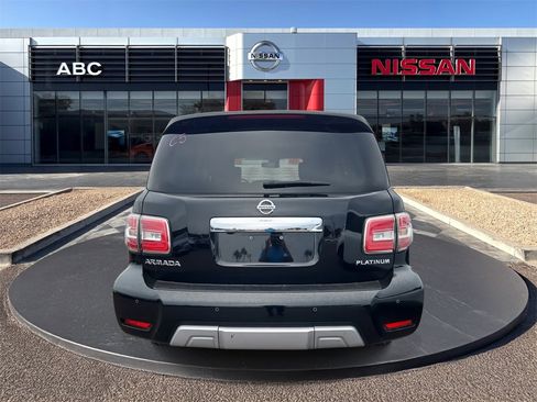 Used 2017 Nissan Armada Platinum image 4
