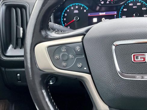 Used 2021 GMC Canyon Denali image 22