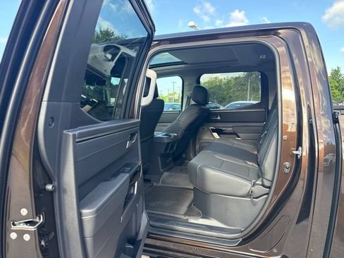 Used 2023 Toyota Tundra Limited AWD/4WD image 15