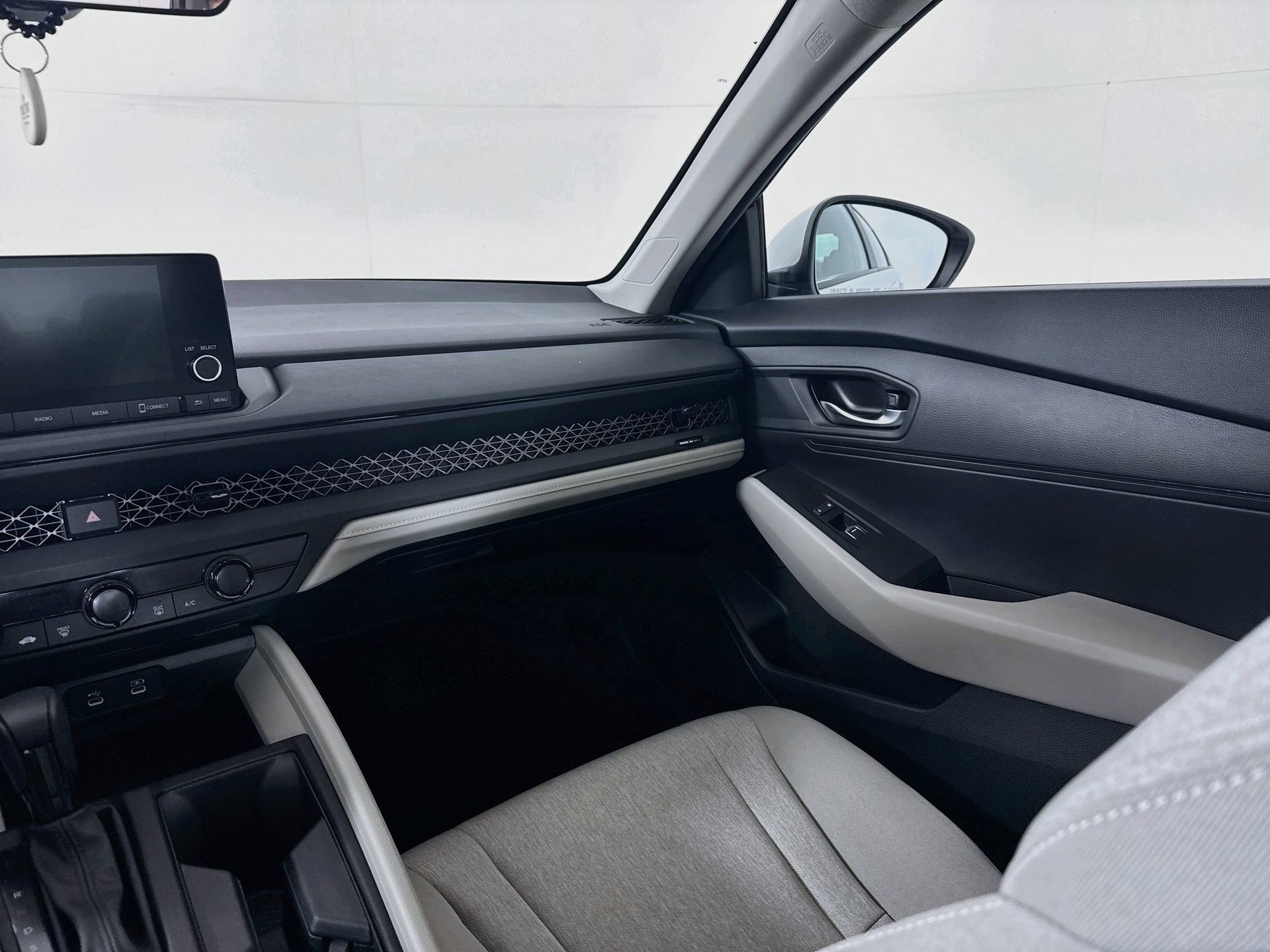 Used 2025 Honda Accord LX image 21