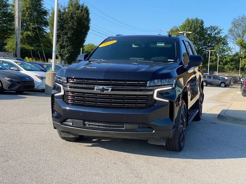Used 2022 Chevrolet Tahoe RST w/ Sport Performance Package RWD image 3