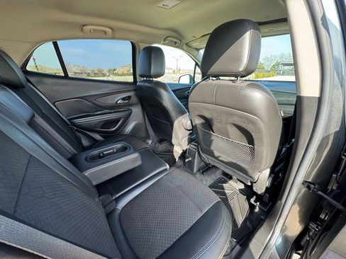 Used 2018 Buick Encore Preferred image 38