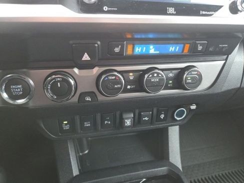 Used 2023 Toyota Tacoma Limited image 17