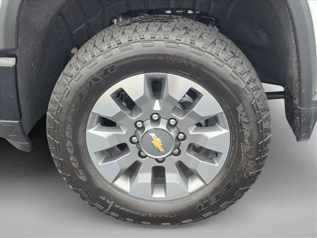 Used 2026 Chevrolet Silverado 2500 Custom w/ Custom Value Package AWD/4WD image 22