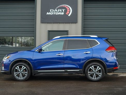 Used 2017 Nissan Rogue SL w/ SL Premium Package image 4