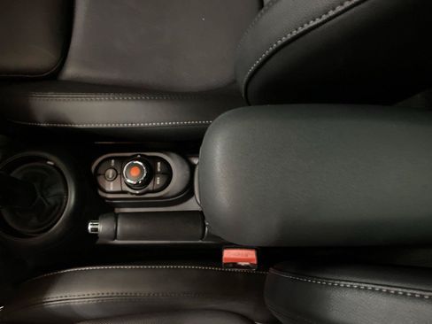 Used 2022 MINI Cooper S w/ Premium Package FWD image 26