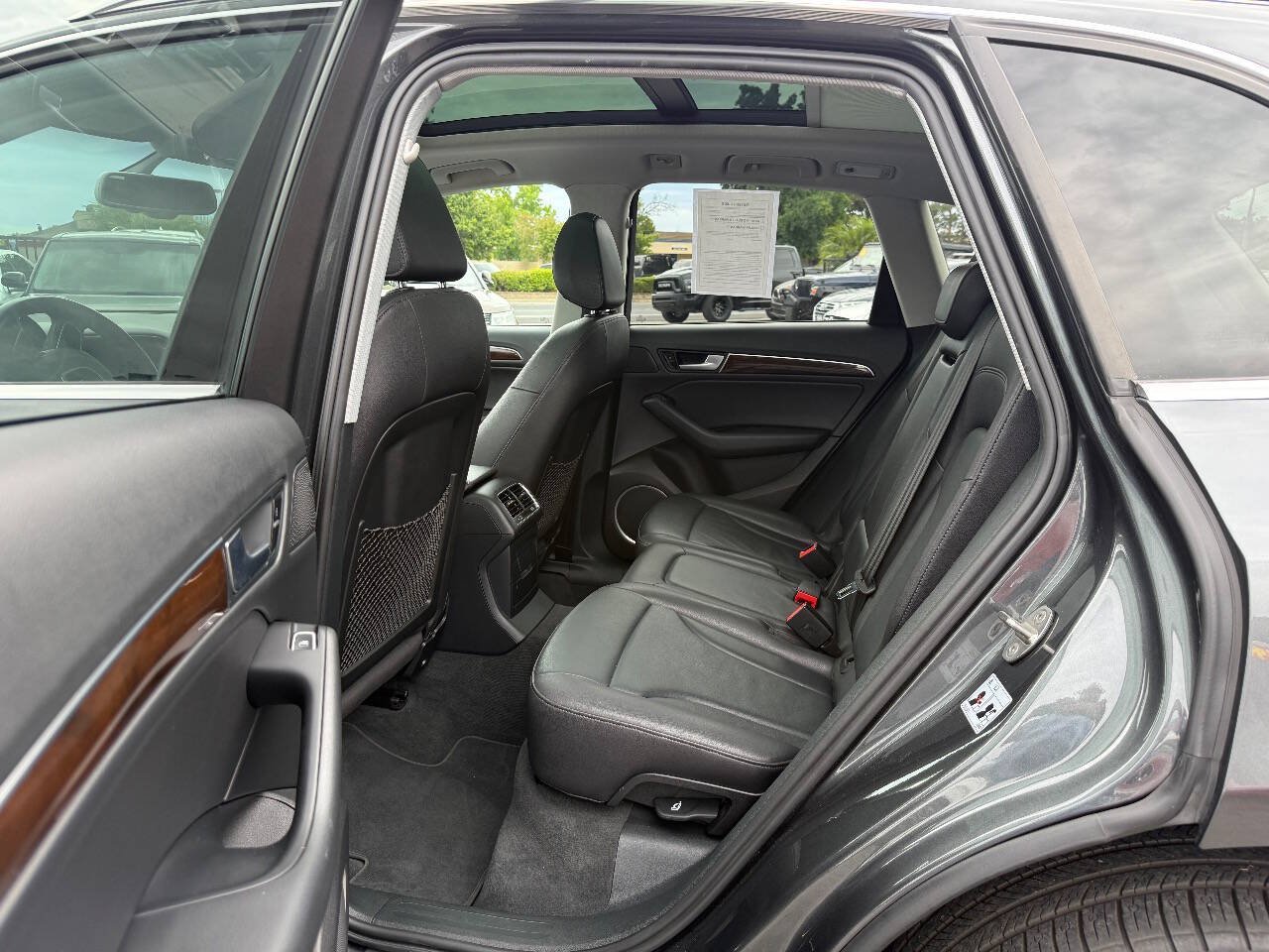 Used 2017 Audi Q5 2.0T Premium Plus w/ Technology Package AWD/4WD image 10