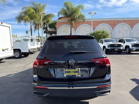Used 2024 Volkswagen Tiguan S image 7