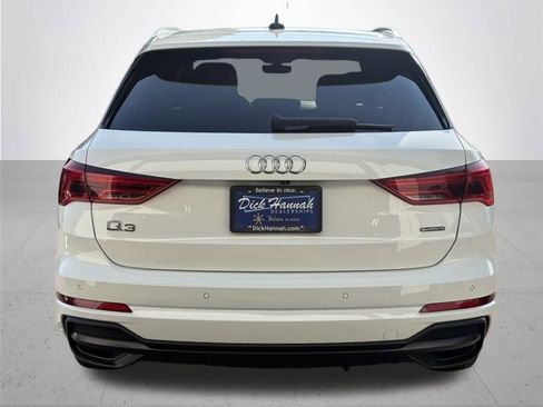 Used 2021 Audi Q3 2.0T Premium w/ Convenience Package image 8